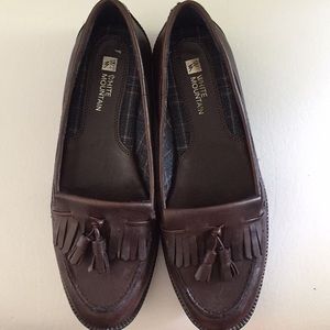 2/$30 White Mountain loafer